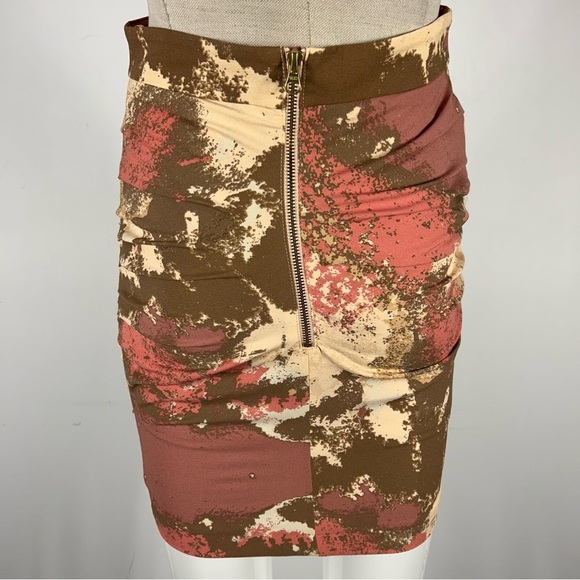 ❤️ H&M Abstract Print Women's Skirt 4 - Picture 4 of 10